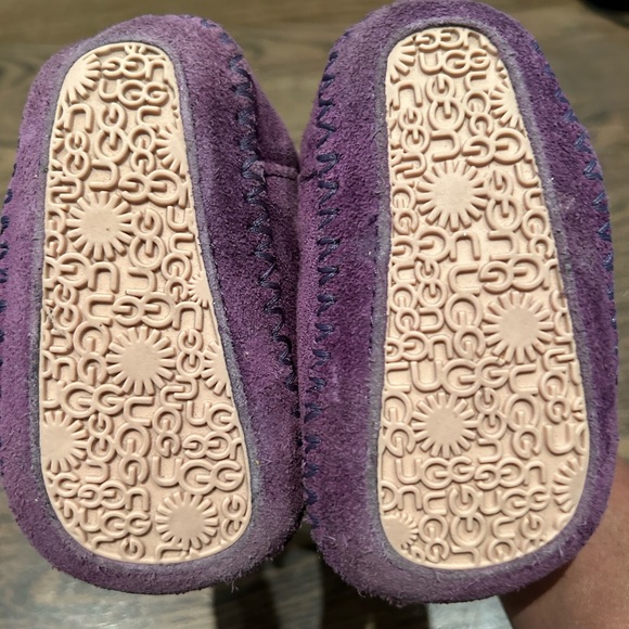 Baby UGG Purple Suede Boot with Bow Size 2/3 - Picture 5 of 6